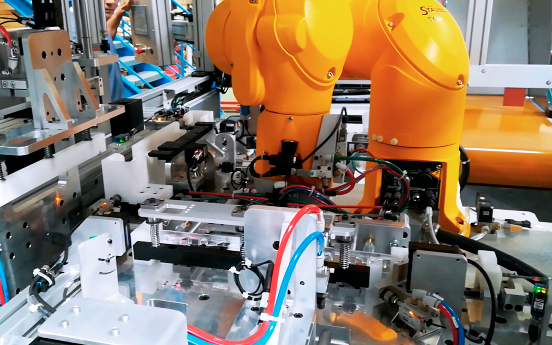 sud_automation_les_moyens_outils_robotique_bras
